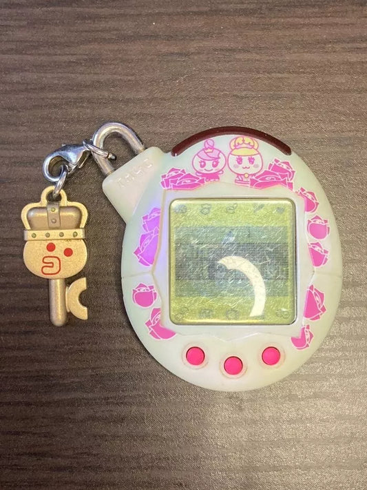 Bandai Tamagotchi Plus Yume no Royal Family "Royal Rose" Rare TMGC Japan Tested